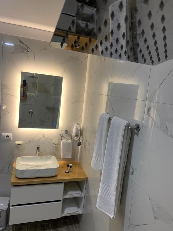 Belux Hotel Τίρανα Εξωτερικό φωτογραφία