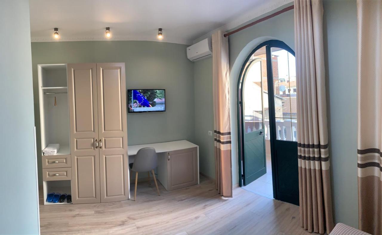Belux Hotel Τίρανα Εξωτερικό φωτογραφία
